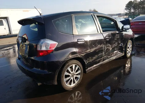 2013 Honda Fit Sport z USA, uszkodzony, nr VIN JHMGE8H54DC036727